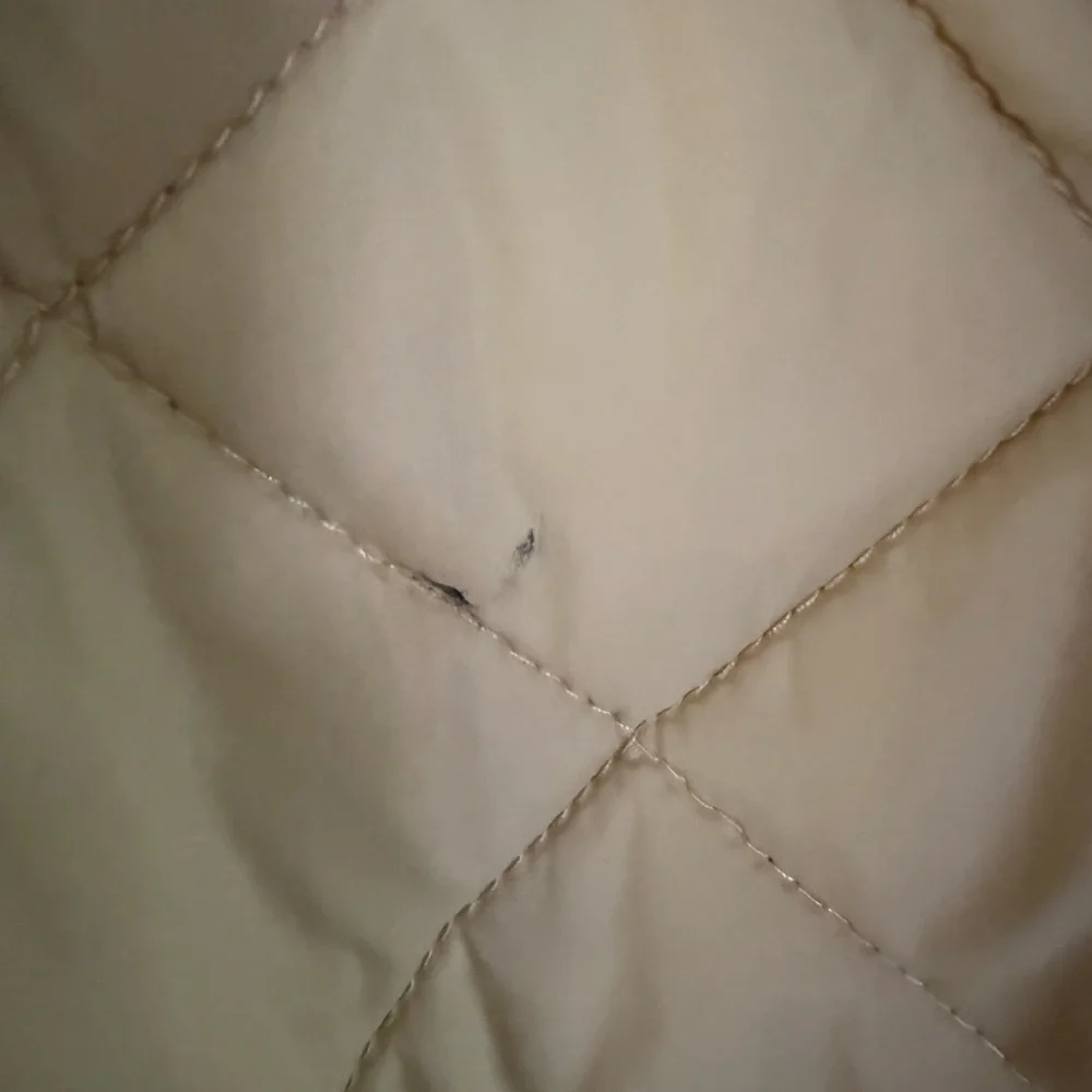 Women’s Quilted Tan Puffer Jacket, Size XL - Picture 4 of 4